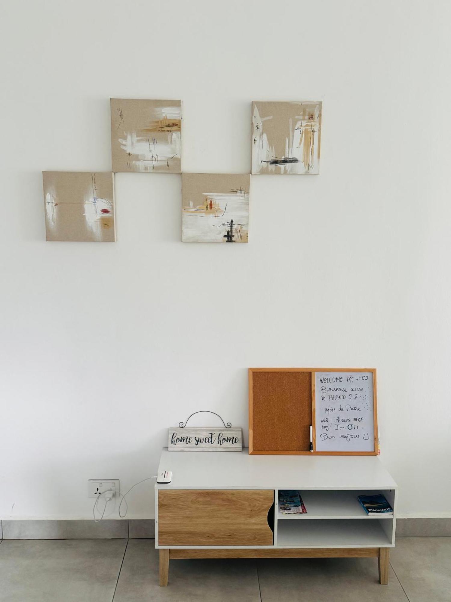 Modern Flat In Flic En Flac-Walk To The Beach Flic en Flac Exterior foto