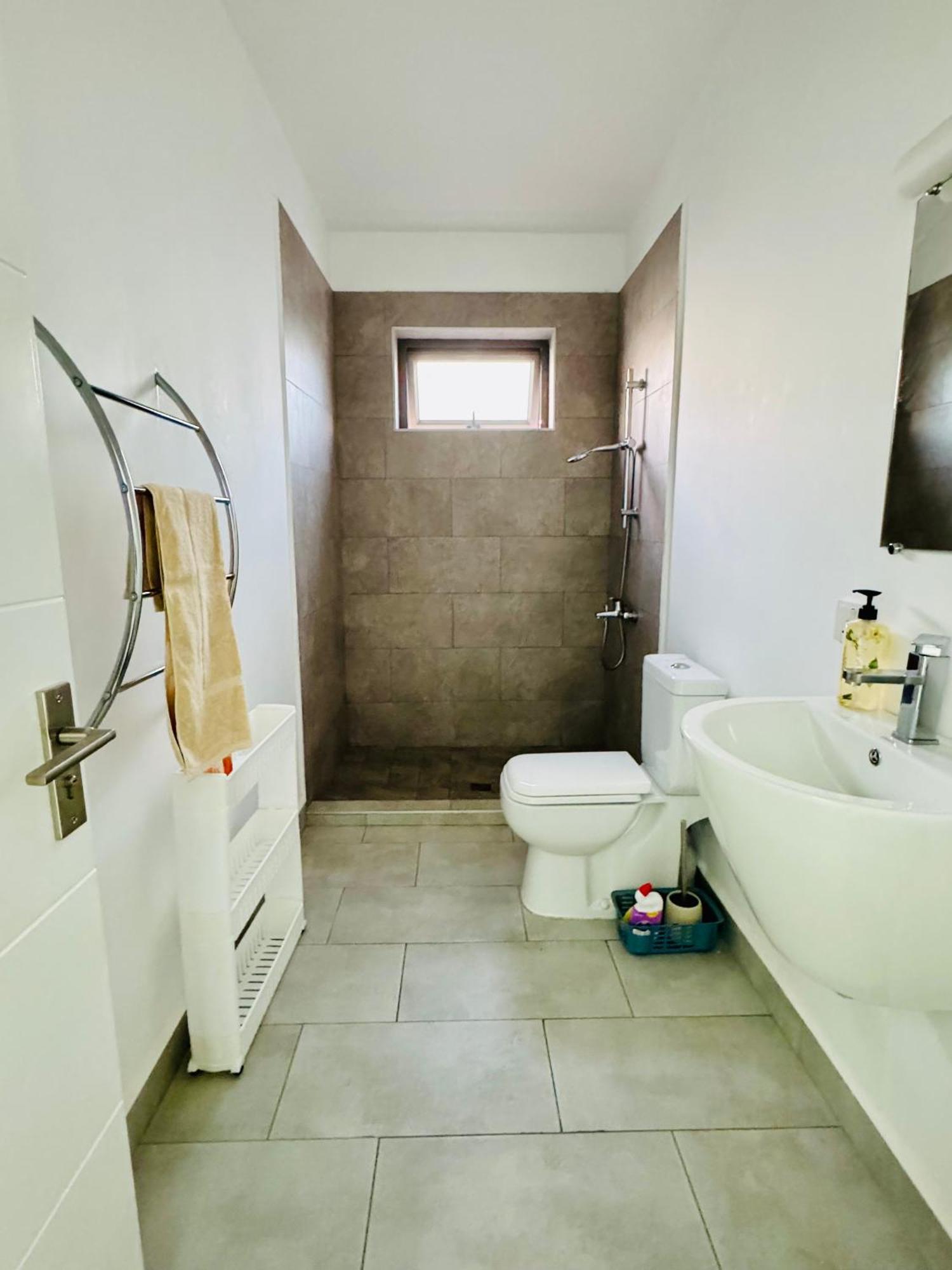 Modern Flat In Flic En Flac-Walk To The Beach Flic en Flac Exterior foto