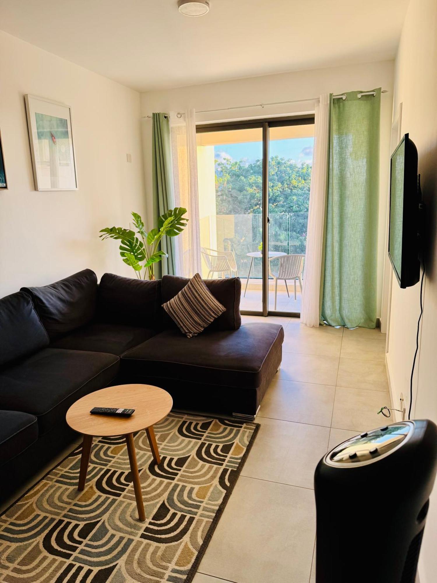 Modern Flat In Flic En Flac-Walk To The Beach Flic en Flac Exterior foto